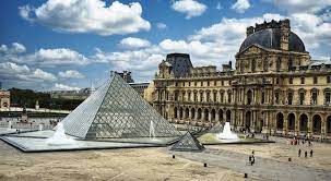 Wann wurde mit dem bau des kölner doms begonnen und wann wurde er fertiggestellt? Die Louvre Pyramide Angeberwissen Fur Fortgeschrittene Stadtpfade