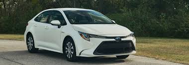 2019 rav4 hybrid le, hybrid xle, hybrid xse and hybrid limited preliminary 41 city/38 hwy/40 combined mpg estimates determined by toyota. Features And Specs Of The 2020 Toyota Corolla Hybrid