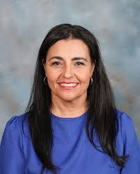 Alma Rizo's Instagram, Twitter & Facebook