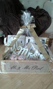 Luxury Wedding Hamper Www Chic Dreams Co Uk Bridal Shower Gift Baskets Bridal Gifts Wedding Gift Baskets