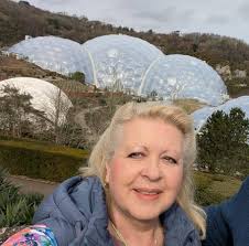 Prewound bobbins for Bernina 590 recommendations?