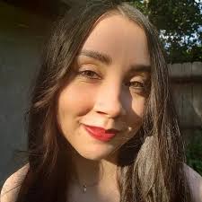 Taylor Tracy (@taylortracywrites) • Instagram photos and videos