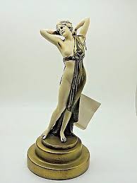 Shop for vintage art deco figurines & miniatures at auction, starting bids at $1. Magnificent Rare Estate Art Deco Figurine Of A Woman With Open Arms 1 031 96 Picclick Uk