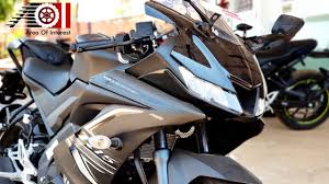 The yamaha r15 v3 is sportier and sharper than the outgoing model. 2019 Yamaha R15 V3 0 Abs Darknight Edition Price Mileage Features Specs Youtube
