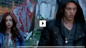 City of bones is a 2013 urban fantasy film based on the first book of the mortal instruments series by cassandra clare. Chroniken Der Unterwelt City Of Bones 2012