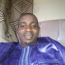 Tsohon Sanatan Adamawa ta Arewa, Dr. Ishaku Elisha Abbo, ya tabbatar da  mutuwar aurensa da matarsa, Patience, bayan shafe shekaru biyu da rabi da  aure. Wannan na zuwa ne bayan Patience Abbo