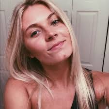 Nicole Gendron's Instagram, Twitter & Facebook