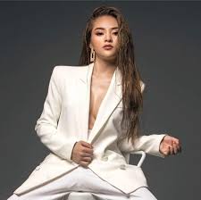 Đoạn clip nhạy cảm được cho là của một nữ ca sĩ đang lan truyền rầm rộ trên mạng xã hội. Thi Sinh The Voice 2019 Bá» Báº¡n Trai CÅ© Tung Clip Nháº¡y Cáº£m