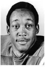 Rowena Pierson's Instagram, Twitter & Facebook