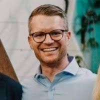 80+ "Daniel Messenger" profiles