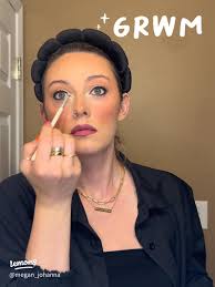 ลุคแต่งหน้าทางการสำหรับออกงานบริษัท