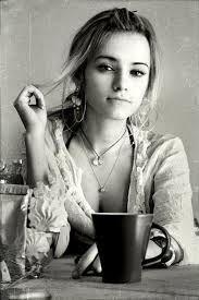 Black And White Woman Drinking Coffee Pin On Ideas