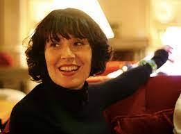 Diane Vanluven's Instagram, Twitter & Facebook