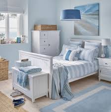 غرفة نوم زرقاء 61 صورة تصميم داخلي باللونين الأبيض والأزرق والأزرق الداكن مع سرير أزرق غرفة نوم 2021