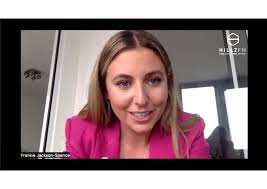 New 'Boob Census' barometer measures how many women self-check for signs of  breast cancer, as figures show 2.7 million never have