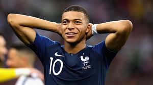 Born on december 20, 1998, in france. Kylian Mbappe Bio Education Career Personal Life Net Worth
