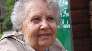 Frances Norris death: Bracknell care home boss struck off