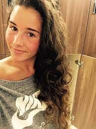 Sarah lombardi teilt emotionale liebeserklärung an julian büscher. Candystorm Sarah Lombardi Postet Ungeschminkt Selfie Auf Facebook Stars Ungeschminkt Ungeschminkt Sarah Lombardi