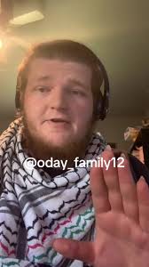 Peter Kindred Brush Review