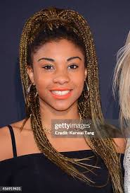 Grace Redmond's Instagram, Twitter & Facebook