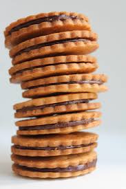 Biscuits Fourres Au Chocolat Facon Prince Lyg Biscuits Fourres Au Chocolat Biscuits Recettes De Cuisine