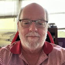 I've been told I'm a distraction.. need that confirmation from you though.  😌😉