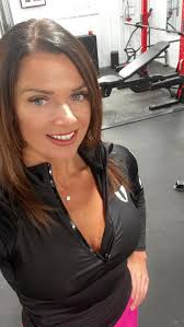 Hi all! I just wanted to introduce myself. I'm an LMT celebrating 20 years  in the field, and a certified personal trainer. I see clients and patient  at my home office in