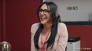 Alluring pornstar Kiki Daniels unforgettable porn video  Xozilla.com