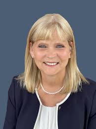 Review: Women On Fire by Amy Jo Goddard — What Is That Book About