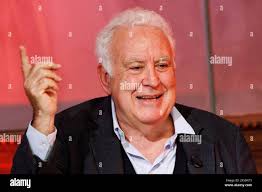 Santoro hi-res stock photography and images