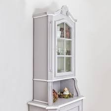 Mobiletto vetrina 1 anta + 1 cassetto in ferro bianco shabby e top in legno naturale mis. Una Piccola Credenza Con Vetrina All Inglese E Diventata Ora Un Pezzo Unico Apparteneva Ai Nonni Della Signora Katia Che O Credenza Vetrina Shabby Shabby Chic