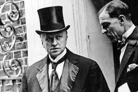 Lozan Antlaşması'ndan sonra İngiltere Avam Kamarası'nda Lord Curzon'a: "Türkiye'nin istiklalini niçin tanıdınız?" diye itiraz edenler oldu. O zamanın Dışişleri Bakanı olan Lord Curzon şu cevabı veriyordu: "İşte asıl bundan sonraki Türkler bir