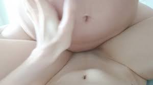 Begitulah perumpamaan bagi lima lelaki yang tergamak merogol seorang wanita yang juga kenalan mereka dalam kereta yang sedang bergerak. Dalam Kereta Rogol Melayu Porn Video