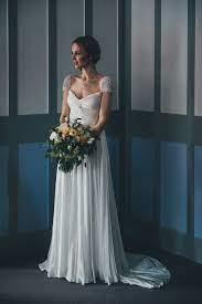 Reem Acra Olivia Wedding Dress From Browns Bridal Boutique For A Contemporary Wedding At West Reservoir Centre In London With Peach Gold Colour Scheme Mermaid Bride Dresses Wedding Dresses Brides