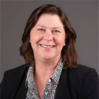 Janis Quinn's Instagram, Twitter & Facebook