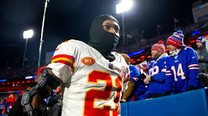 Kansas City Chiefs reunite with DB Mike Edwards on a one-year deal