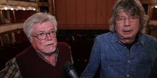 Volt egyszer egy bródy jános koncert. Egyre Nagyobb Az Ellentet Az Illes Zenekar Ket Zeneszlegendaja Kozott Brody Janos Kijelentette Hogy Egy Ideig Semmikepp Sem Szeretne Talalkozni Szorenyi Leventevel Likenews