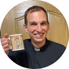 Angelina Willard's Instagram, Twitter & Facebook