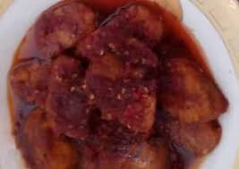 Saya dapat idea menyediakan ayam goreng simple tapi sedap ini selepas membaca komen di ig seorang sahabat. Resep Sempurna Ayam Goreng Sambal Merah Cara Bunda Krisdayanti