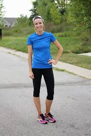 It helps wick away moisture and also helps the heat to be released. she also shares that nicole ari parker's line has a full triangle wrap that's best for short hairstyles. How I Wear My Short Hair To Work Out Or Not One Little Momma