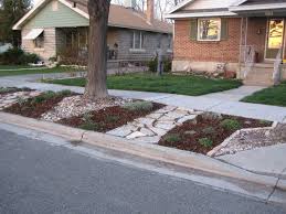 23 Best Parkway Landscaping Ideas Sidewalk Landscaping Front Yard Landscaping Design Front Landscaping