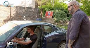 Gerry blyenberg, aurélien letheux origine : Wheeler Dealers France Gerry Et Aurelien S Offrent Une Saison 4 Record Avec Une Peugeot 203 Et Une Maserati 4200 Gt Plebiscitees Toutelatele