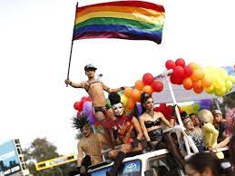 Ese día celebran los colectivos lgbt la tolerancia y la igualdad de los gays, lesbianas, bisexuales y transexuales. Yomarcho Asi Se Vivio La Marcha Del Orgullo Gay En Lima En 2015 Fotos Y Videos Lima Peru21
