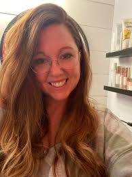 What is the last task before getting a manicure?