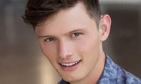 Deaf actor portrays Romeo in American Players Theatre's 'Romeo and Juliet'