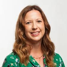 Shannon Eaves's Instagram, Twitter & Facebook