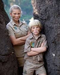 Bob irwin finally introduced steve to crocodiles when he was nine years old. Pin On Terri Irwin