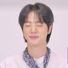 Jin at SiriusXM studio in New York 😍💜 #Jin