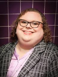 Kristy Snow's Instagram, Twitter & Facebook