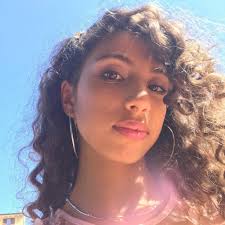 Anoressia, il male oscuro di Giulia. “Fashion blogger, date l'esempio”